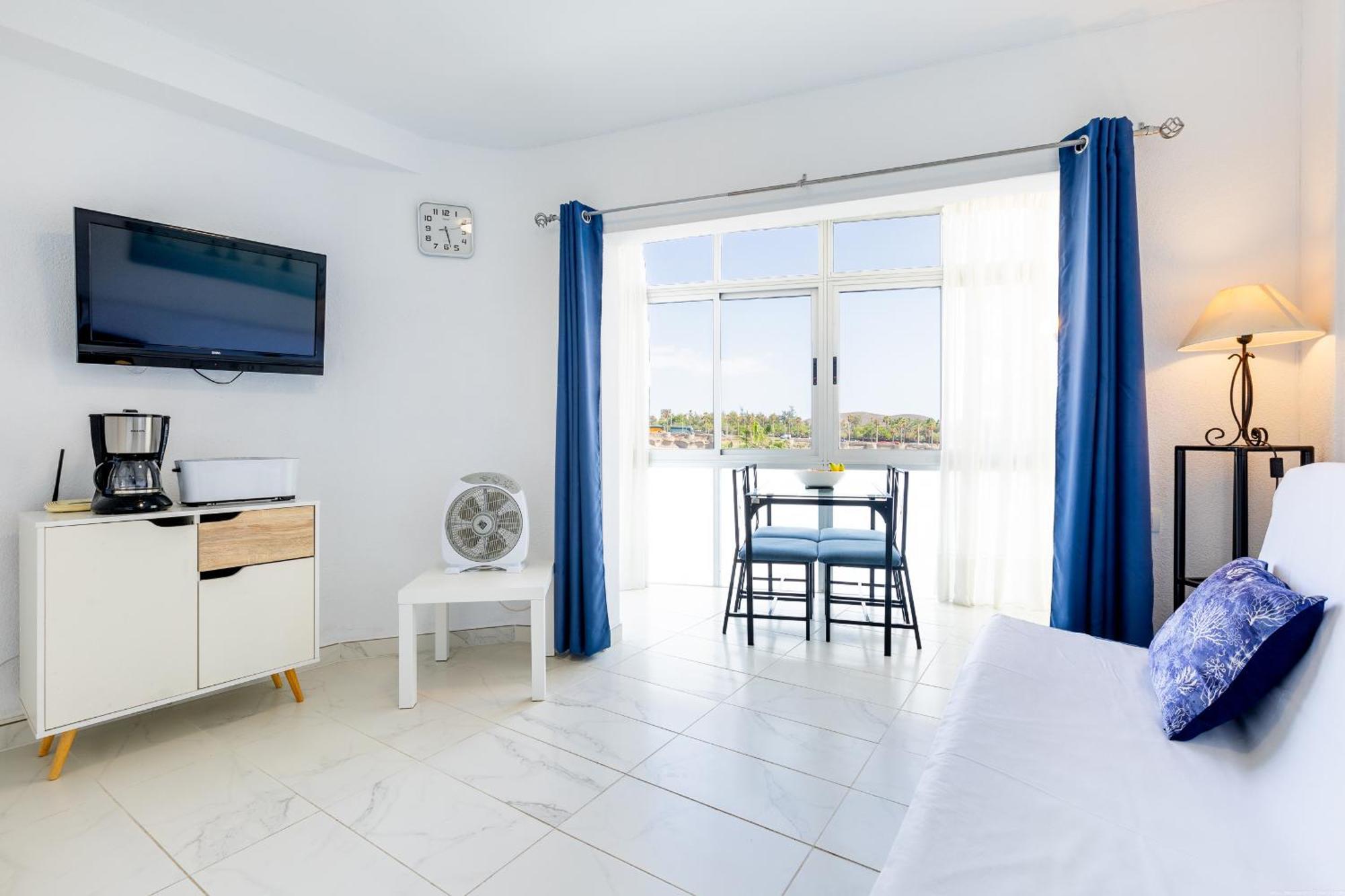 313 Comfortable! Lasamericas, Swimming Pool,Wi Fi Playa de las Americas  Bagian luar foto
