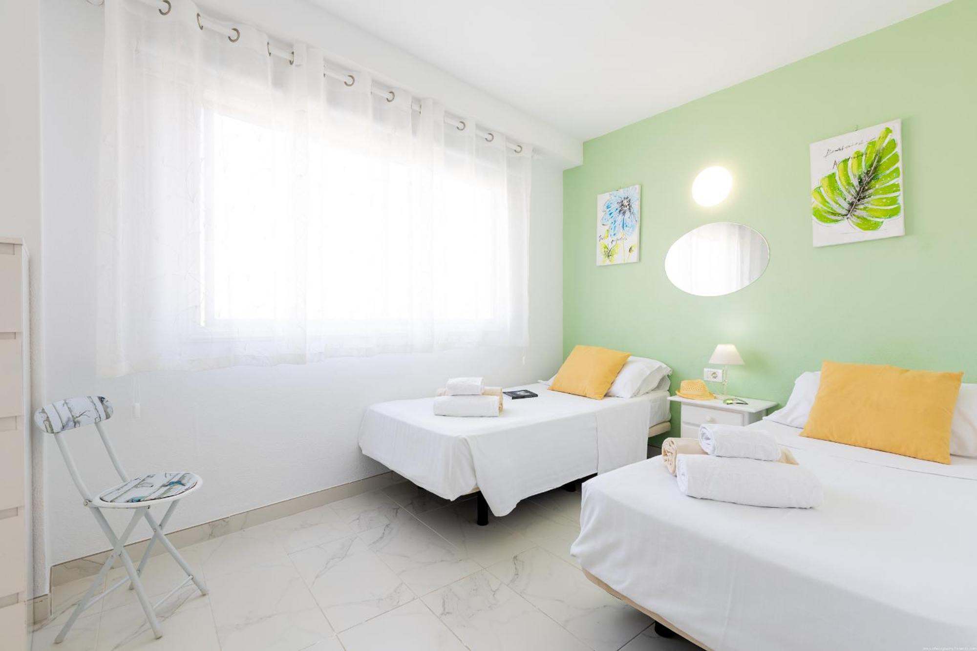 313 Comfortable! Lasamericas, Swimming Pool,Wi Fi Playa de las Americas  Bagian luar foto