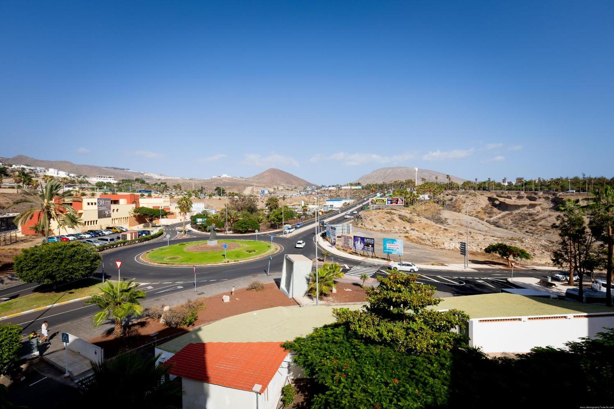 313 Comfortable! Lasamericas, Swimming Pool,Wi Fi Playa de las Americas  Bagian luar foto